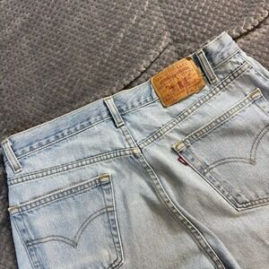 Vintage Levi's 505 Men's 36x32 Light Wash Regular Fit Straight Leg Jeans